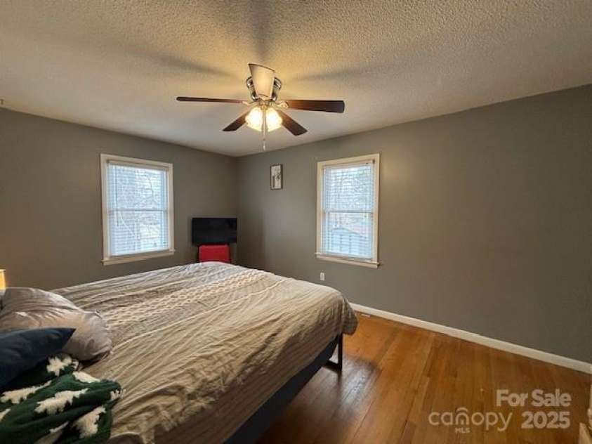 818 6th Street, Newton, NC 28658.  MLS# CAR4221482, YatesRealty ID 2012. 