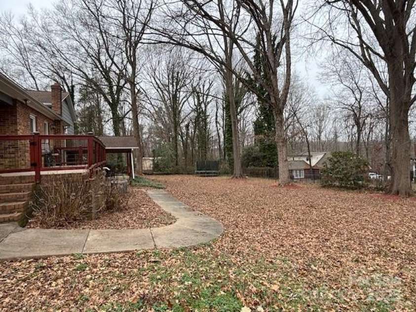 818 6th Street, Newton, NC 28658.  MLS# CAR4221482, YatesRealty ID 2012. 