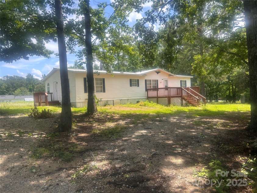 109 Pinion Drive, Greenwood, SC 29649.  MLS# CAR4270618, YatesRealty ID 20120. 