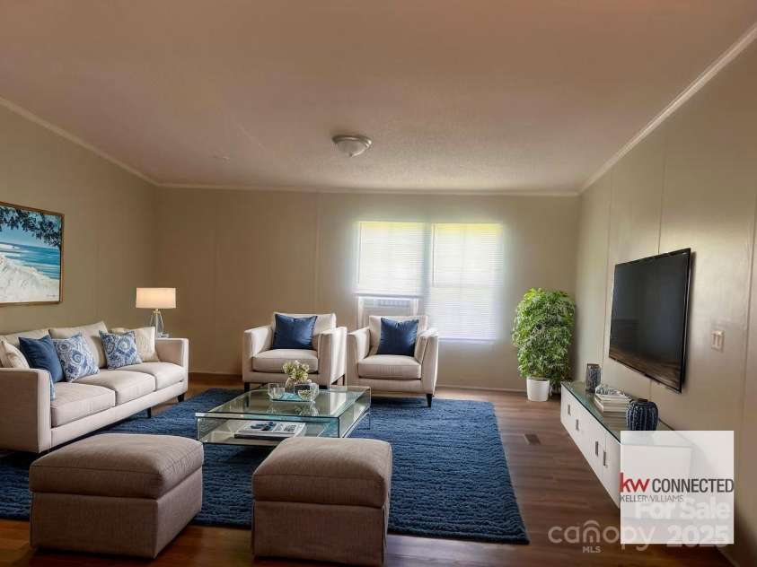 109 Pinion Drive, Greenwood, SC 29649.  MLS# CAR4270618, YatesRealty ID 20120. Virtual Living Room