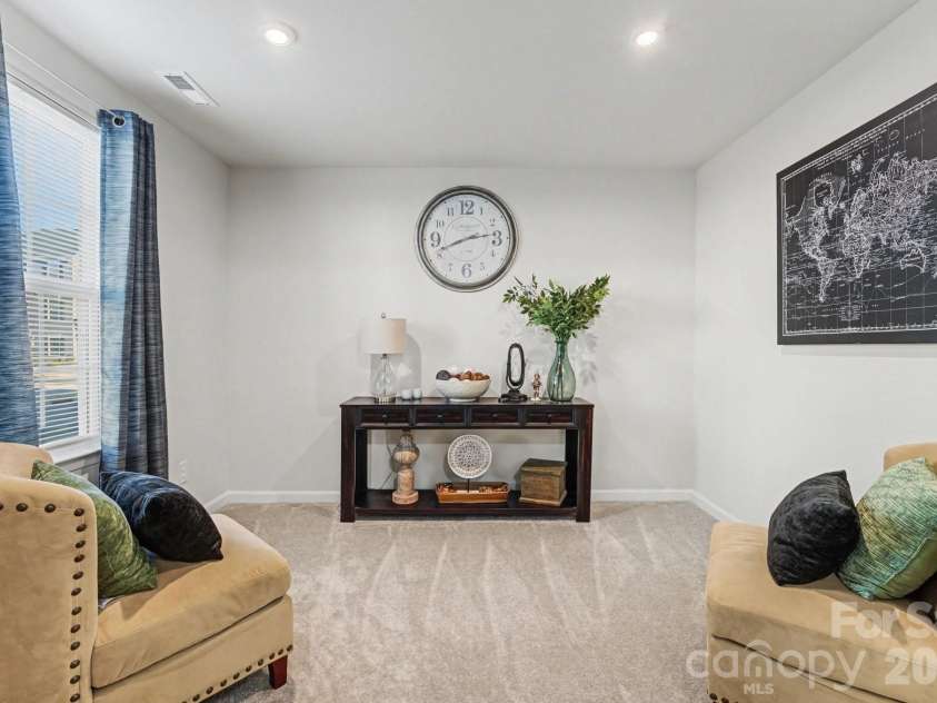 2105 Autumn Olive Lane, Matthews, NC 28104.  MLS# CAR4352199, YatesRealty ID 20121. 