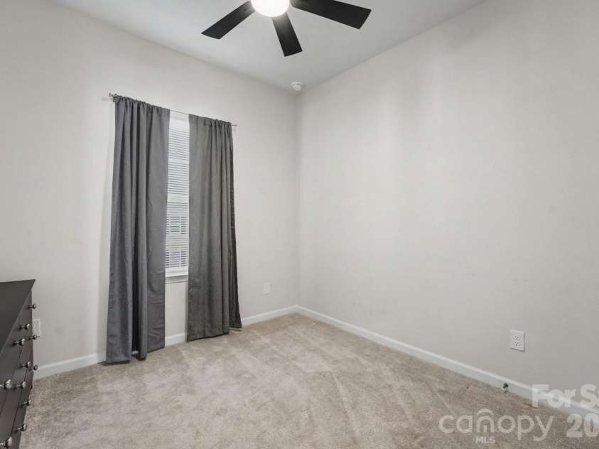 2105 Autumn Olive Lane, Matthews, NC 28104.  MLS# CAR4352199, YatesRealty ID 20121. 