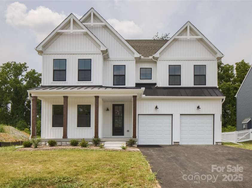 236 Paradise Drive, Belmont, NC 28012.  MLS# CAR4268347, YatesRealty ID 20121. 