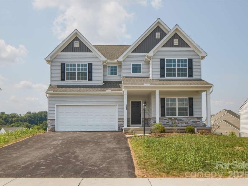 236 Paradise Drive, Belmont, NC 28012.  MLS# CAR4268347, YatesRealty ID 20121. 