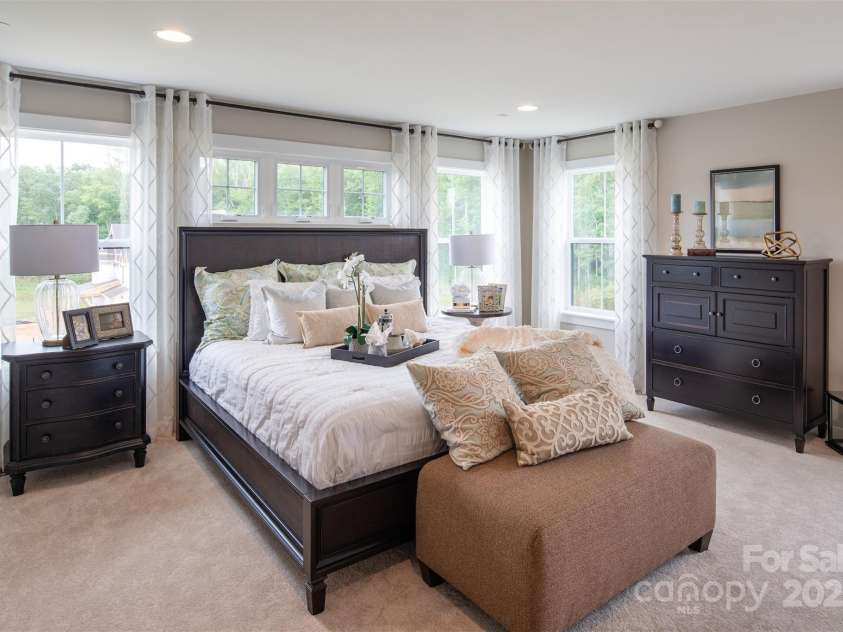 236 Paradise Drive, Belmont, NC 28012.  MLS# CAR4268347, YatesRealty ID 20121. 