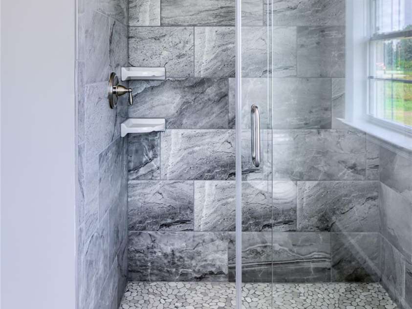 236 Paradise Drive, Belmont, NC 28012.  MLS# CAR4268347, YatesRealty ID 20121. 