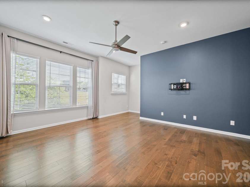 928 Bexton Street, Charlotte, NC 28273.  MLS# CAR4370934, YatesRealty ID 20122. 