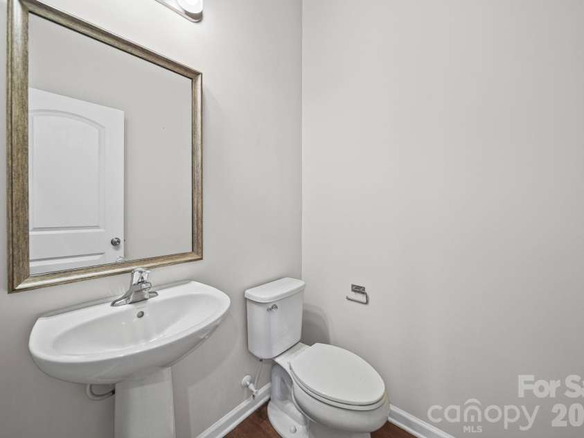 928 Bexton Street, Charlotte, NC 28273.  MLS# CAR4370934, YatesRealty ID 20122. 
