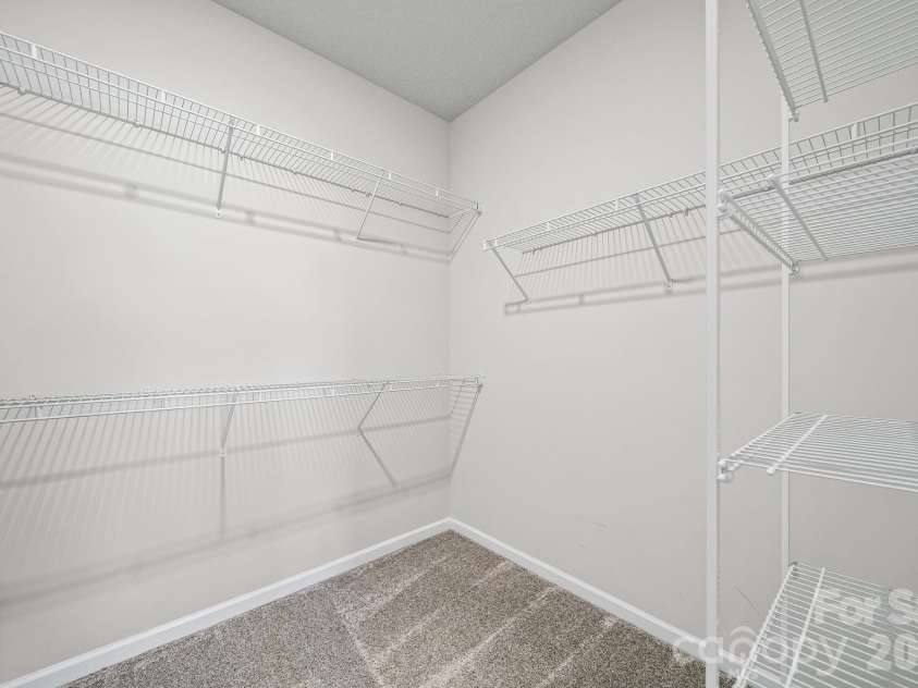 928 Bexton Street, Charlotte, NC 28273.  MLS# CAR4370934, YatesRealty ID 20122. 