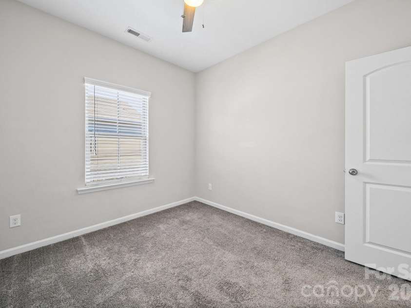 928 Bexton Street, Charlotte, NC 28273.  MLS# CAR4370934, YatesRealty ID 20122. 