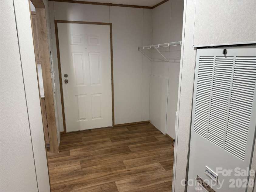 117 Harvick Lane, Lexington, NC 27292.  MLS# CAR4379833, YatesRealty ID 20123. 
