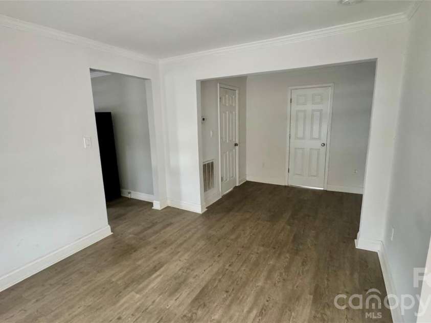 2001 Lane Street, Kannapolis, NC 28083.  MLS# CAR4353328, YatesRealty ID 20124. 
