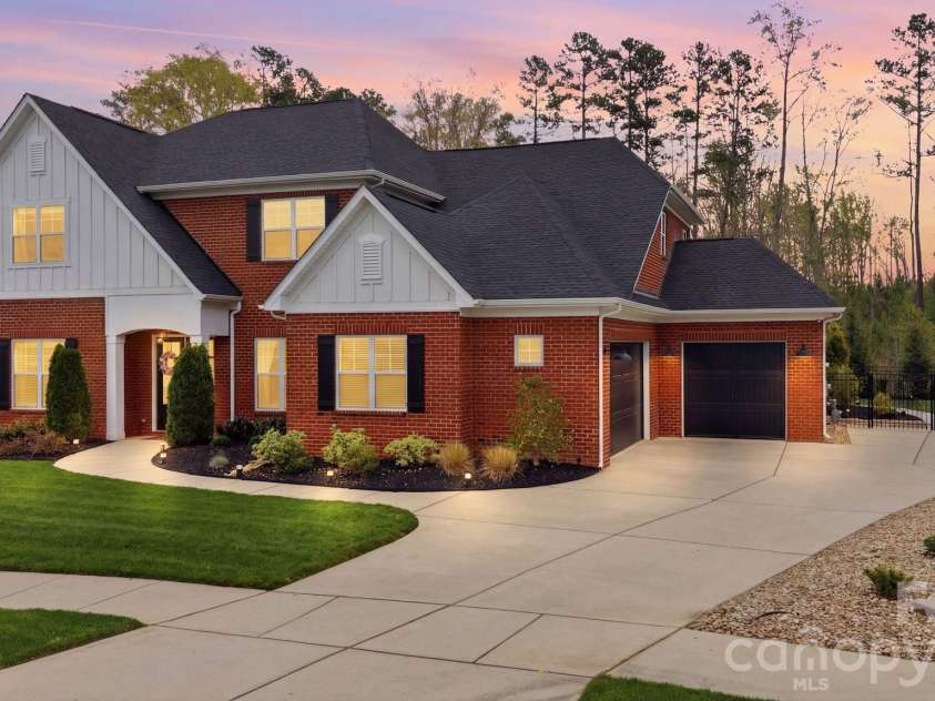 18526 Doves Crest Road, Cornelius, NC 28031.  MLS# CAR4364782, YatesRealty ID 20125. Front Elevation
