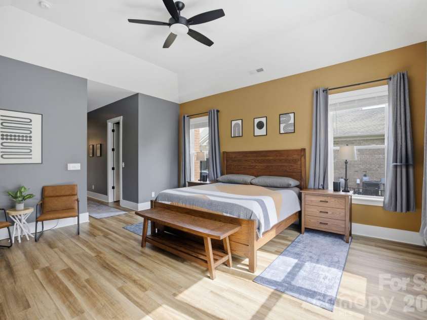 18526 Doves Crest Road, Cornelius, NC 28031.  MLS# CAR4364782, YatesRealty ID 20125. Main Level Primary Bedroom 
