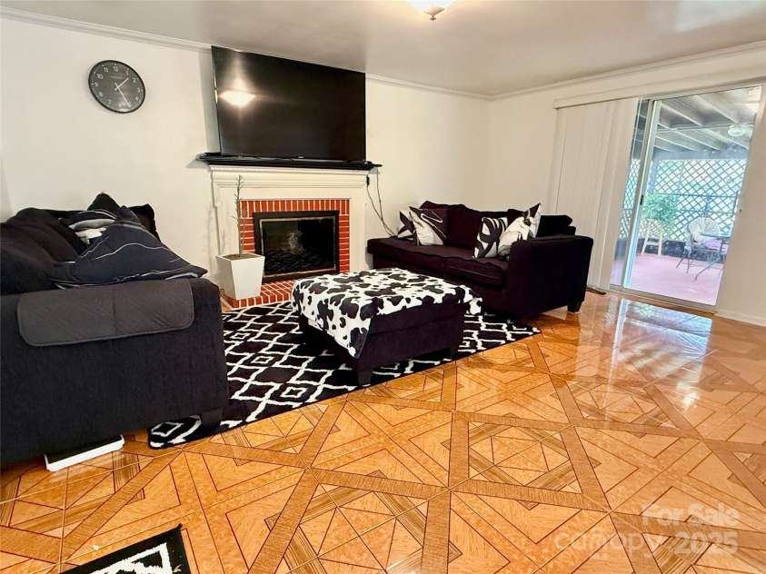 2008 Bantry Lane, Charlotte, NC 28262.  MLS# CAR4270795, YatesRealty ID 20125. 