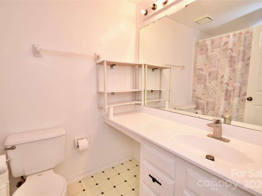 2008 Bantry Lane, Charlotte, NC 28262.  MLS# CAR4270795, YatesRealty ID 20125. 