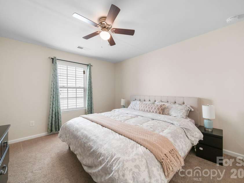 15120 Evergreen House Drive, Charlotte, NC 28273.  MLS# CAR4346445, YatesRealty ID 20126. 