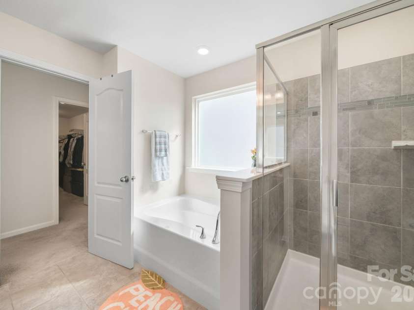 15120 Evergreen House Drive, Charlotte, NC 28273.  MLS# CAR4346445, YatesRealty ID 20126. 