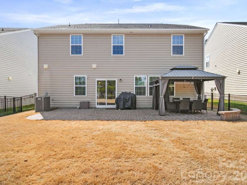 15120 Evergreen House Drive, Charlotte, NC 28273.  MLS# CAR4346445, YatesRealty ID 20126. 