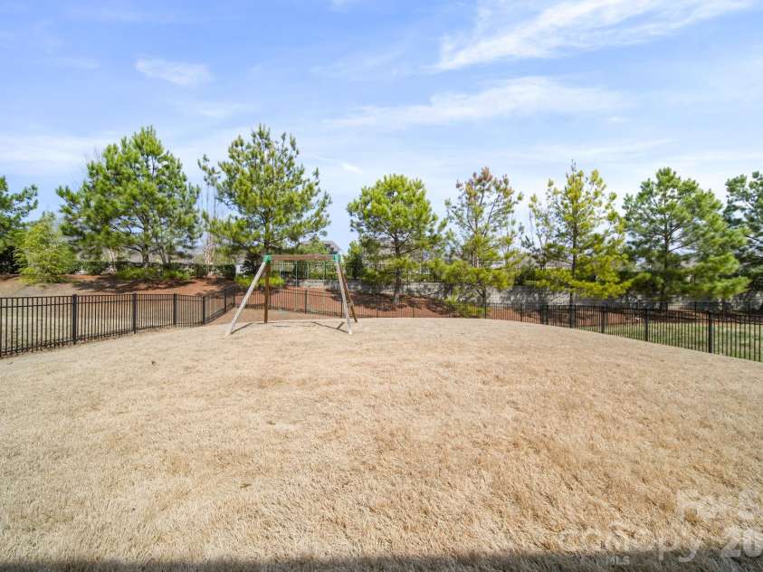 15120 Evergreen House Drive, Charlotte, NC 28273.  MLS# CAR4346445, YatesRealty ID 20126. 