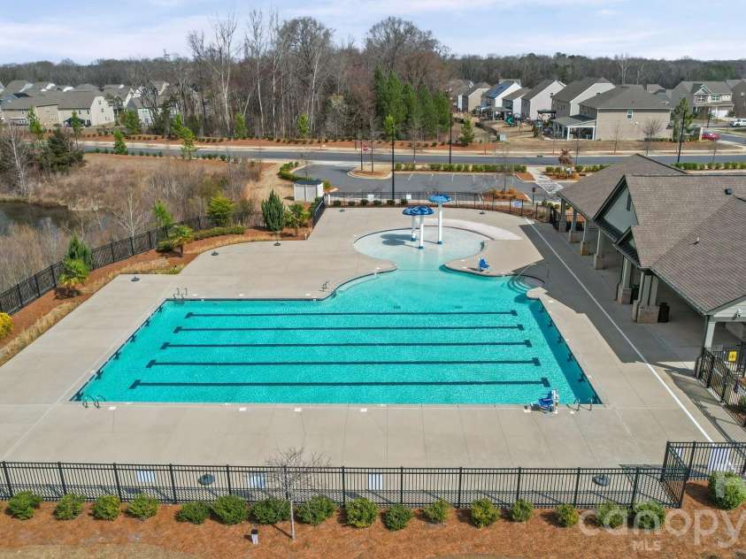 15120 Evergreen House Drive, Charlotte, NC 28273.  MLS# CAR4346445, YatesRealty ID 20126. 