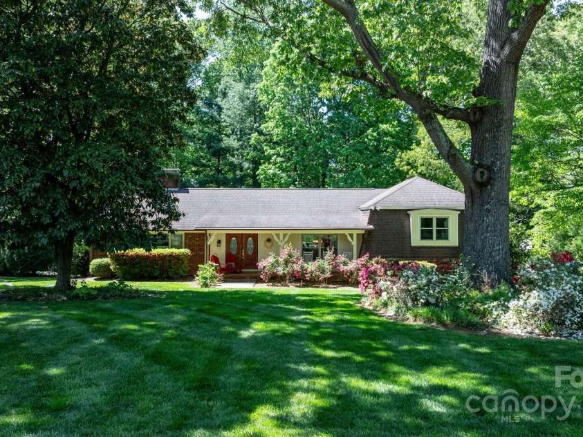 701 5th Avenue, Conover, NC 28613.  MLS# CAR4271865, YatesRealty ID 20126. 