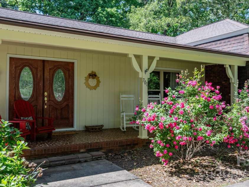 701 5th Avenue, Conover, NC 28613.  MLS# CAR4271865, YatesRealty ID 20126. 