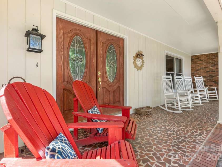 701 5th Avenue, Conover, NC 28613.  MLS# CAR4271865, YatesRealty ID 20126. 