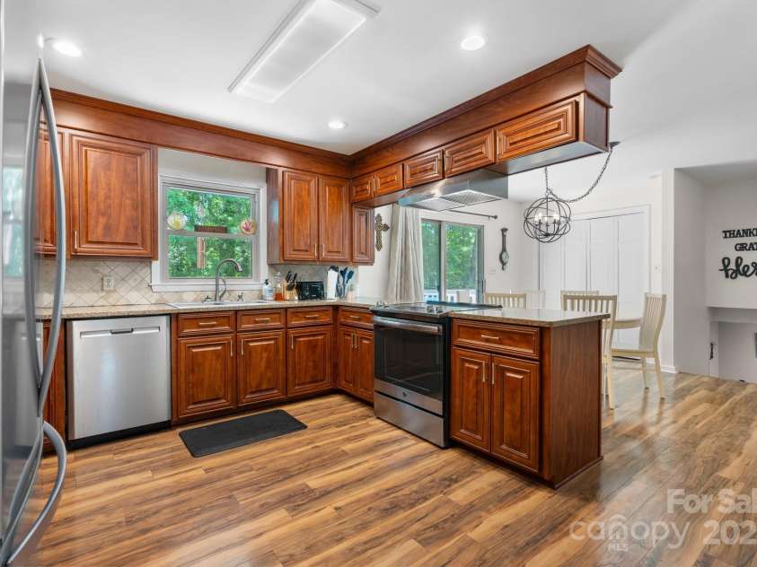 701 5th Avenue, Conover, NC 28613.  MLS# CAR4271865, YatesRealty ID 20126. 