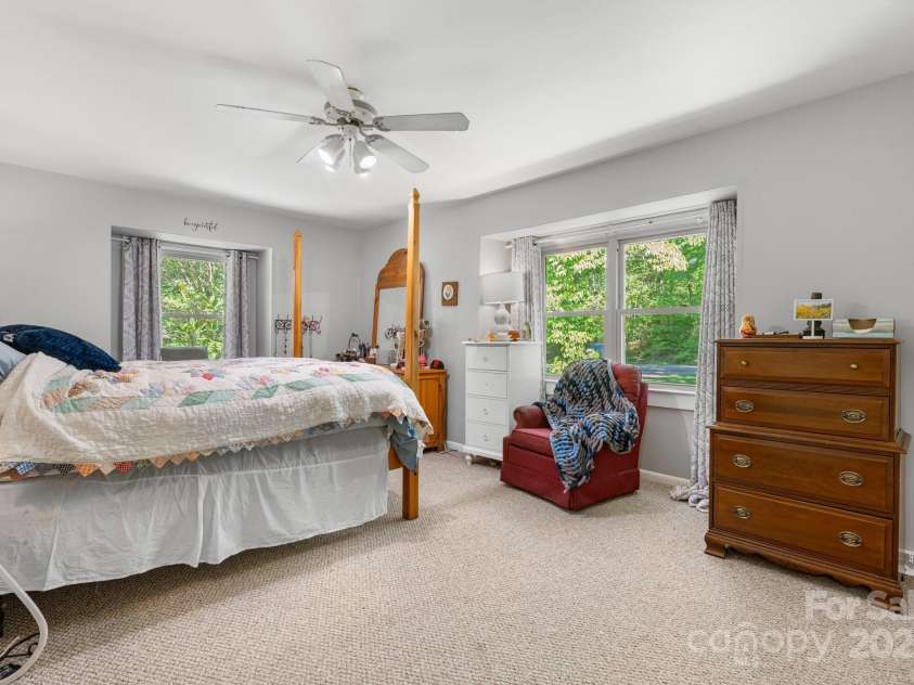 701 5th Avenue, Conover, NC 28613.  MLS# CAR4271865, YatesRealty ID 20126. 