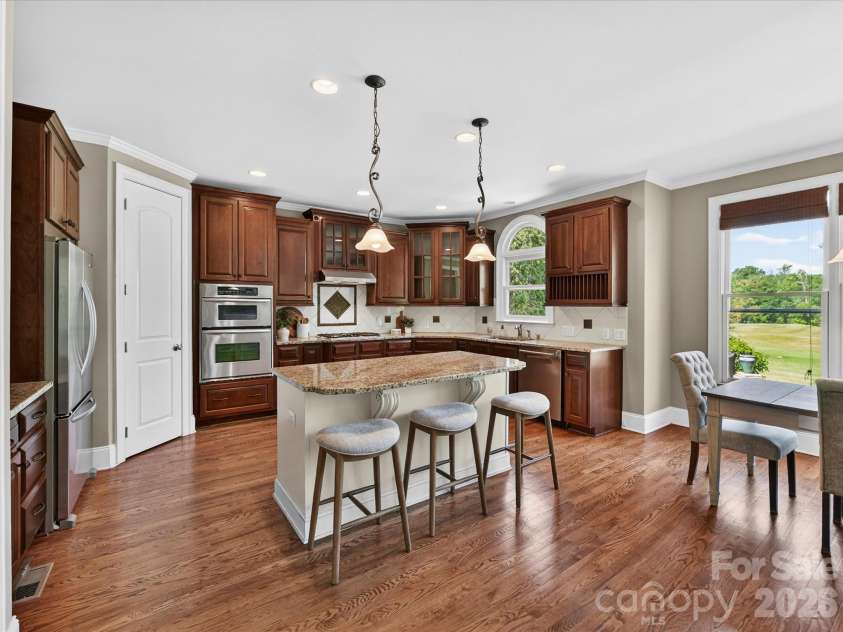 404 Three Greens Drive, Huntersville, NC 28078.  MLS# CAR4369086, YatesRealty ID 20127. 