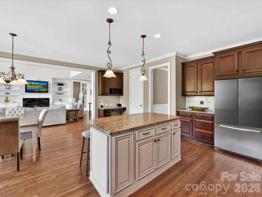 404 Three Greens Drive, Huntersville, NC 28078.  MLS# CAR4369086, YatesRealty ID 20127. 