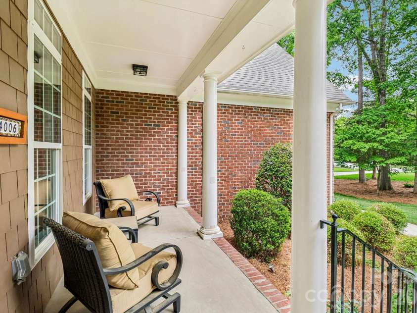 4006 Waxhaw Crossing Drive, Waxhaw, NC 28173.  MLS# CAR4376713, YatesRealty ID 20128. 