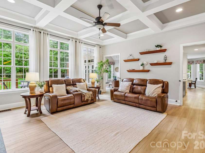 4006 Waxhaw Crossing Drive, Waxhaw, NC 28173.  MLS# CAR4376713, YatesRealty ID 20128. 