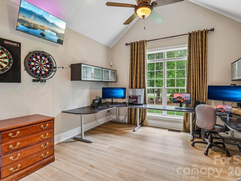 4006 Waxhaw Crossing Drive, Waxhaw, NC 28173.  MLS# CAR4376713, YatesRealty ID 20128. 