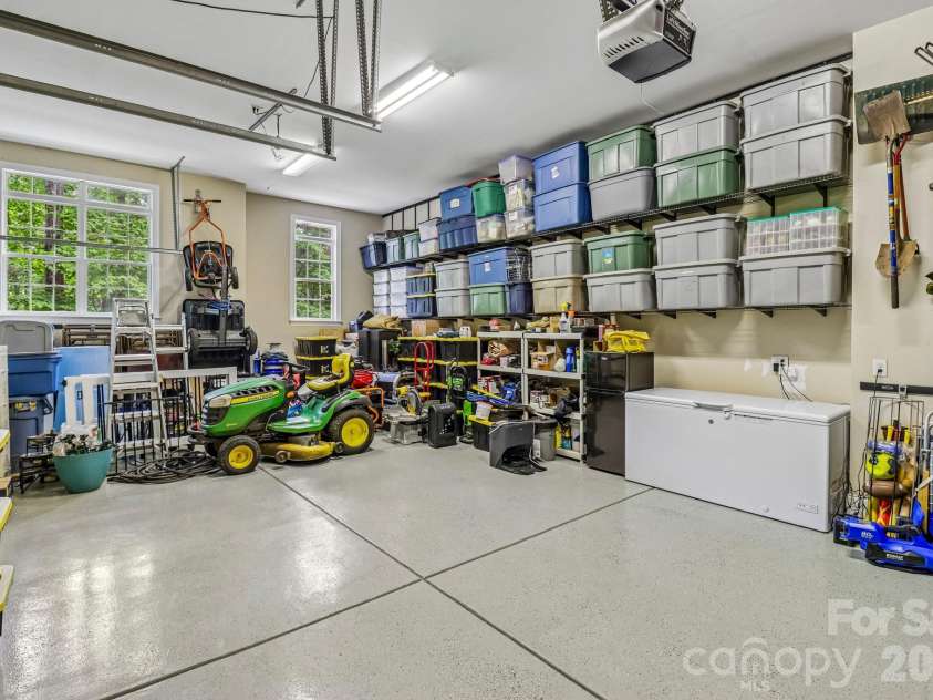 4006 Waxhaw Crossing Drive, Waxhaw, NC 28173.  MLS# CAR4376713, YatesRealty ID 20128. 