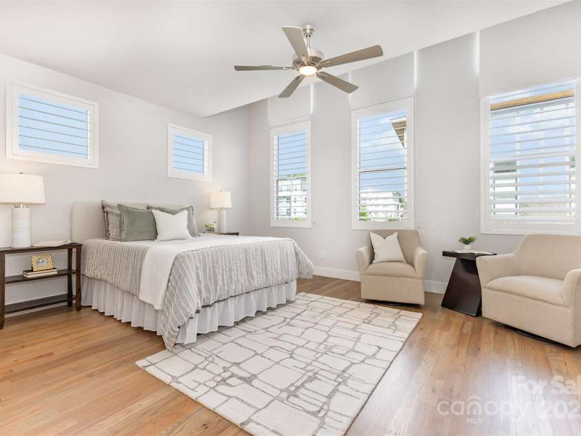 2523 Irwin Stream Road, Charlotte, NC 28208.  MLS# CAR4271424, YatesRealty ID 20129. 