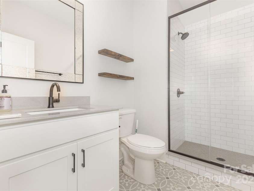 2523 Irwin Stream Road, Charlotte, NC 28208.  MLS# CAR4271424, YatesRealty ID 20129. 