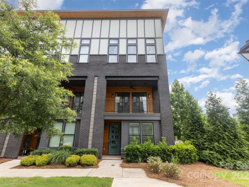 2523 Irwin Stream Road, Charlotte, NC 28208.  MLS# CAR4271424, YatesRealty ID 20129. 