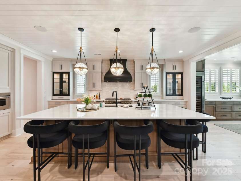 8115 Farm Crossing Lane, Huntersville, NC 28078.  MLS# CAR4188374, YatesRealty ID 2013. 