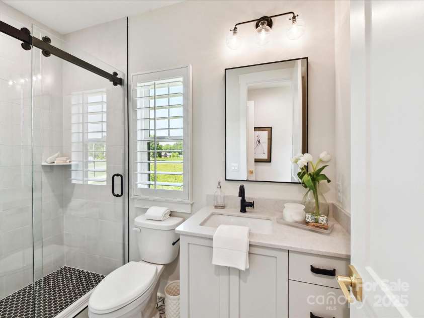 8115 Farm Crossing Lane, Huntersville, NC 28078.  MLS# CAR4188374, YatesRealty ID 2013. 