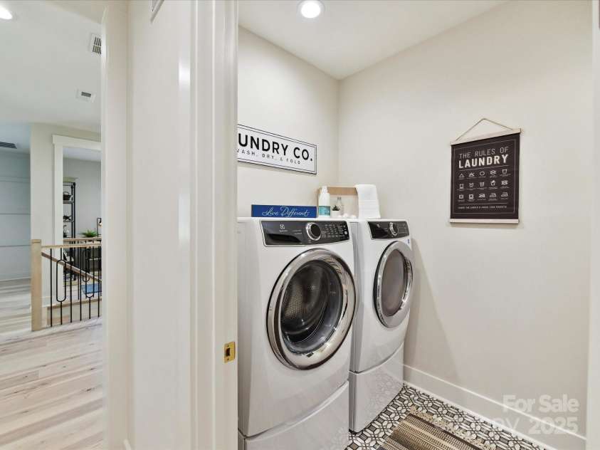 8115 Farm Crossing Lane, Huntersville, NC 28078.  MLS# CAR4188374, YatesRealty ID 2013. 