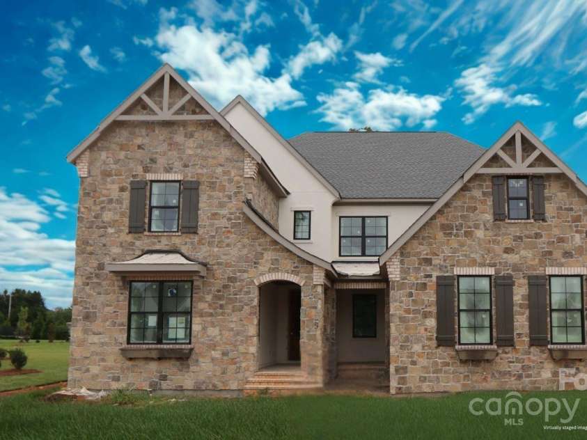 8115 Farm Crossing Lane, Huntersville, NC 28078.  MLS# CAR4188374, YatesRealty ID 2013. Napa French Cottage