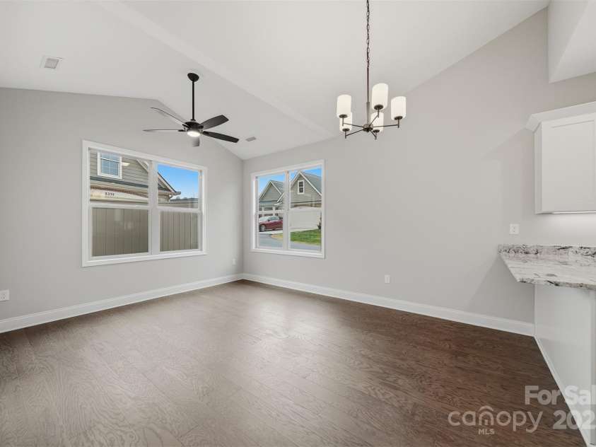 835A Wynnshire Drive, Hickory, NC 28601.  MLS# CAR4328699, YatesRealty ID 2013. 