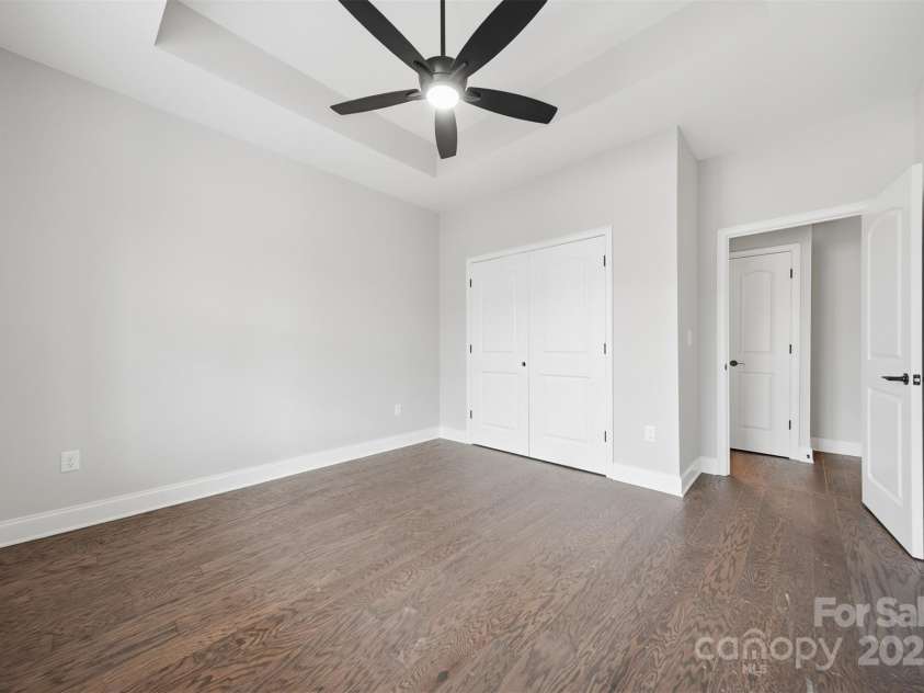 835A Wynnshire Drive, Hickory, NC 28601.  MLS# CAR4328699, YatesRealty ID 2013. 