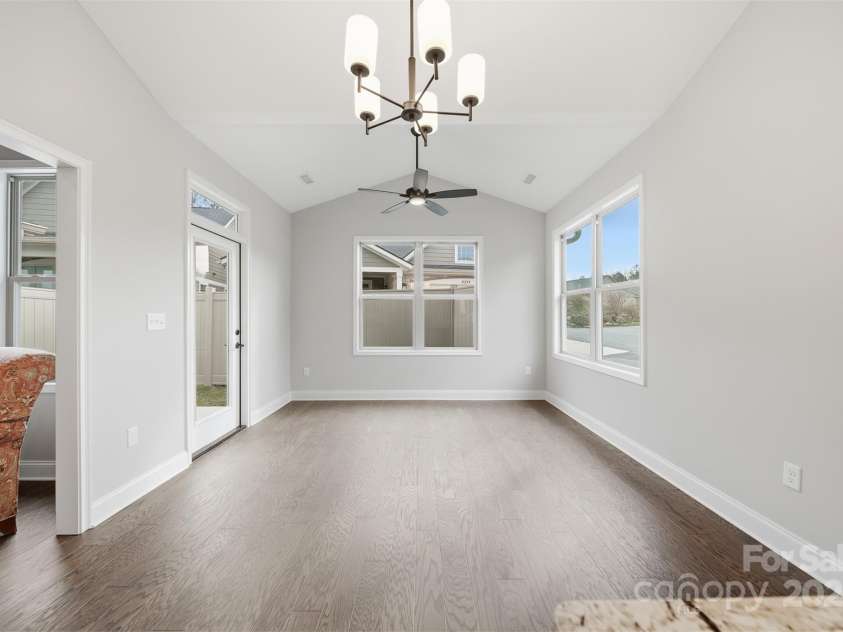 835A Wynnshire Drive, Hickory, NC 28601.  MLS# CAR4328699, YatesRealty ID 2013. 