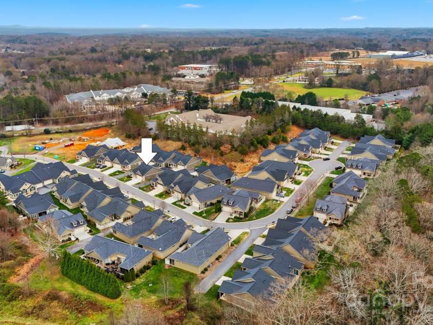 835A Wynnshire Drive, Hickory, NC 28601.  MLS# CAR4328699, YatesRealty ID 2013. 