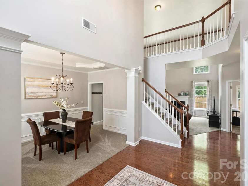 2515 Godsey Wood Drive, Charlotte, NC 28213.  MLS# CAR4367599, YatesRealty ID 20130. 
