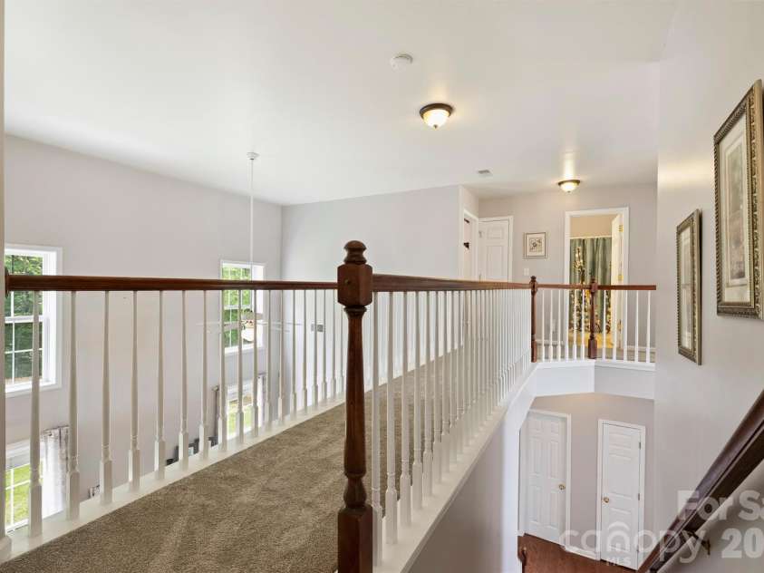 2515 Godsey Wood Drive, Charlotte, NC 28213.  MLS# CAR4367599, YatesRealty ID 20130. 