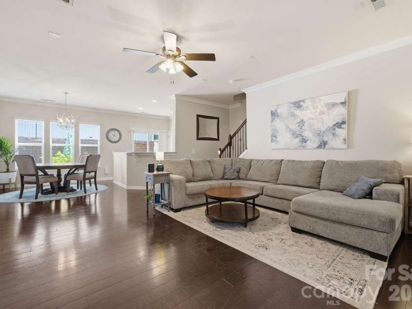 2441 Diplomat Lane, Charlotte, NC 28210.  MLS# CAR4377624, YatesRealty ID 20132. 